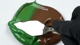 ASMR color mixing ASMR video of green and brown