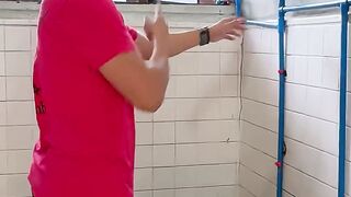 Showering In Gas