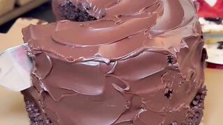 maltida chocolate cake for food lover