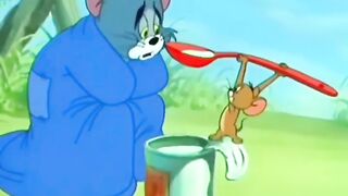 Tom & Jerry’s Funniest Cooking Adventure 😂🫕 | Classic Cartoon