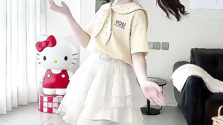 So smart baby girl dance