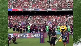 🚨🔵🔴 RODRI INTRODUCED TO THE BARÇA SQUAD! NUMBER 16! 💙❤️