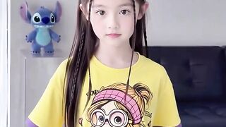 Cute girl dance 11