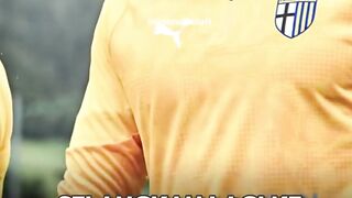 Zion Suzuki sempat selangkah lagi gabung PSG dengan nilai kesepakatan €35 Juta dari Parma.