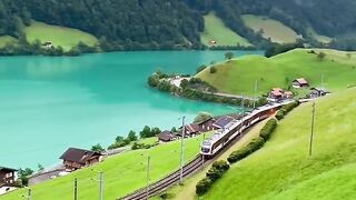 Surga di Bumi Itu Nyata! Keindahan Swiss Bikin Gak Mau Pulang 😍