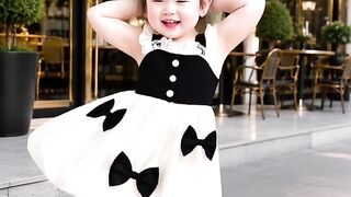 So small girl dance