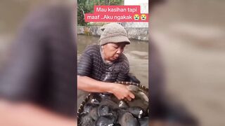 A video that is a mix of funny and sad 😅😅😅