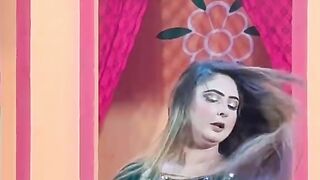 Multan stage drama dance clip