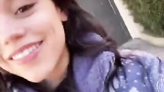 Cute-jenna-Ortega-s-Costume