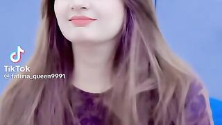 R U love this beautiful girl