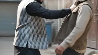 A man fighting with other man's