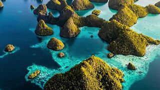 #RajaAmpat #IndonesiaJuaraTrip #WonderfulIndonesia #ExploreIndonesia #TravelIndonesia