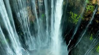 #TripTumpakSewu #ExploreTumpakSewu #TumpakSewu #IndonesiaJuaraTrip #EastJav