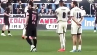 Messi benar-benar tidak dibiarkan sendirian