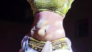 – ধামাকা ডান্স পারফরম্যান্স