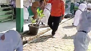 Latihan penanggulangan bencana