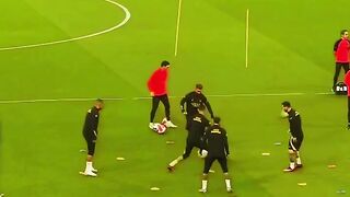 MESSI ➡️ NEYMAR ➡️ MBAPPÉ