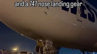 BOEING 747 IS NOT THAT BIG🤡