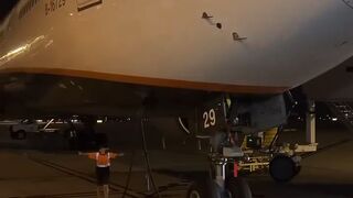 BOEING 767 AND 777 SIZE DIFFERENCE