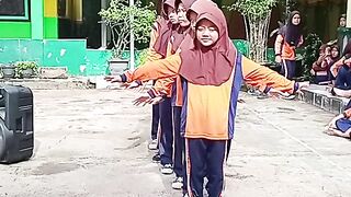 Play sport tradisional dance