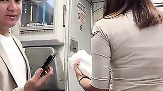 Pramugari super air jet sedang persiapan sebelum boarding.mp4