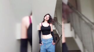 Indian Girl Ashpriha Das Dance