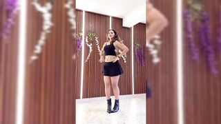 Indian Girl Luna Dance 2