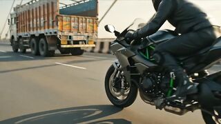 Epic Superbike Jump – Indian Action Scene