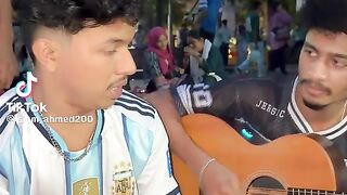 গান 12