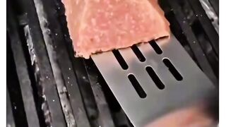 Não comemore quando alguém que te fez mal cair.