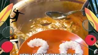 Menu makan siang hari ini persembahan dari racikan nasi skor 2-0! ⚽🔥
