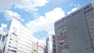 Tenkou-saki no Seiso Karen na Bishoujo ga, Mukashi Danshi to Omotte Issho ni Asonda Osananajimi Datta Ken Episodes 8