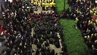 Makin mencekam aksi demo para mahasiswa semakin berani