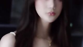 Chaines Girl 14