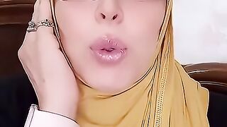 وأنصتوا لعلكم ترحمون #قران #المصحف #الرحمن #اكسبلور.mp4