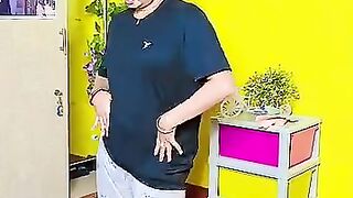 Kya dance dikhaye Cat🤣 #funny #cat #trending.mp4