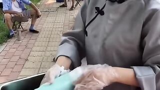 How Rainbow Ice Cream Blocks Are Served on the Street