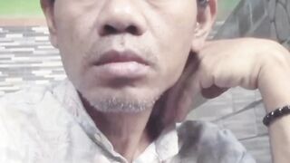 Awas jalan nya licin