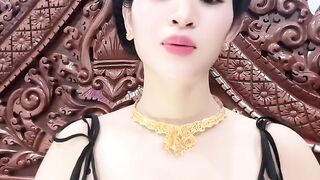 WOW beautiful woman so cute so big 74