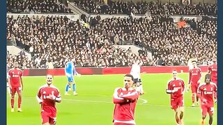 Pemain sepak bola paling bodo amat!