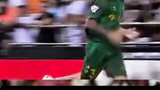 Real Betis berhasil mencuri kemenangan 1-0 atas Valencia pada  laga pekan kedua La Liga musim