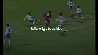 Gol magis Leonardo Araújo tersebut dicetak saat membela Kashima Antlers melawan Yokohama Flügels