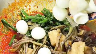 esep Balado Sambal Hijau-Merah Spesial: Campur Teri, Tahu, Telur Puyuh & Kacang Panjang!