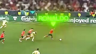 ketika Ronaldo mengajari Yamal main bola 🤯 ! 2