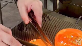 ​Making a Glass Palm Leaf from Hot Molten Glass!