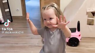 Cute Baby girl Dance