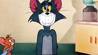 Jerry Rescues Pet Goldfish in a Teacup | Classic Tom and Jerry Kitchen Rescue