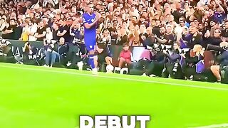 Debut impian!