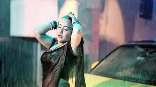 Trishakar Madhu Hot Song Kala Sadiya Me _ काला सड़ियां में 4K Upscaled Bhojpuri Hot Song