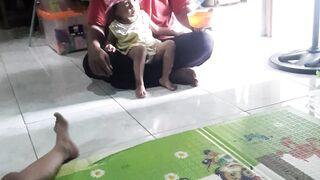 The little girls and dady